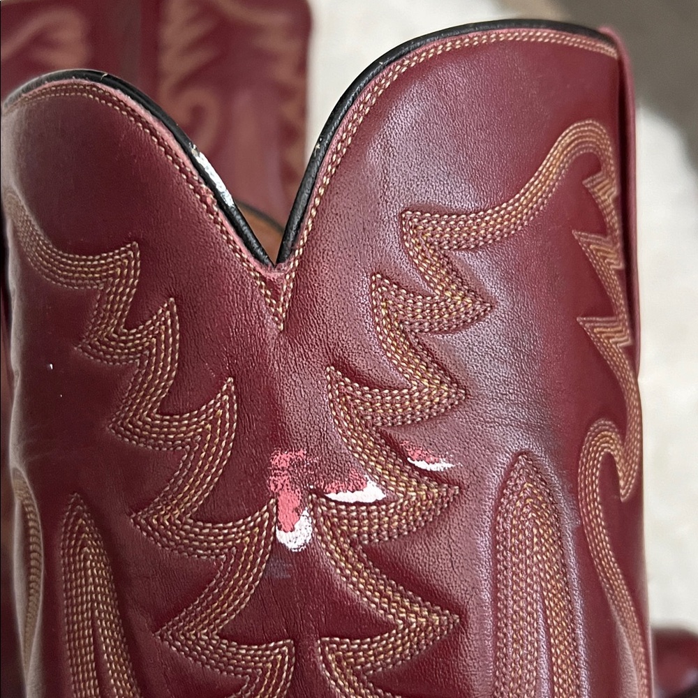 Women’s Lucchese Ostrich Cowboy Boots in Rich Burgundy Sz 7.5 - Picture 6 of 13